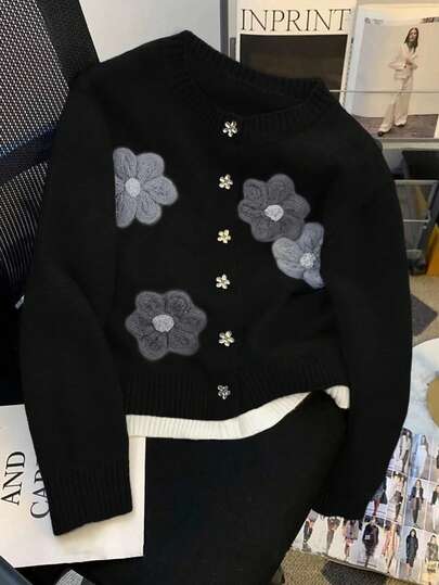 SHEIN Tall CURVE Plus Size Elegant Contrast Floral Button Long Sleeve Cardigan