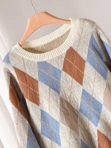 CosyJoli Áo len dệt kim họa tiết kim cương cổ tròn rộng rãi, vai trễ, họa tiết kẻ caro Jacquard cỡ lớn - Nhiều màu - Xem 4