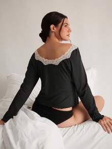 Freevana 大码女式蕾丝边圆领长袖休闲T恤，百搭秋冬上衣 - 灰色 - 查看 2