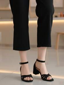 Sandalia tacón, tiras cruzadas, pulsera tobillo, hebilla ajustable, vestir, elegante casual - Negro - Ver 1