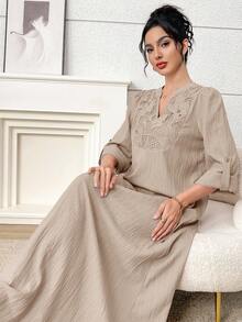 Al Najma 女士优雅阿拉伯风格撞色蕾丝V领长袖连衣裙