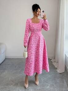 Rafferiza Robe longue à manches longues Raffinéa, élégante et romantique, avec un motif floral texturé. Tissu jacquard gaufré. Convient pour les réunions entre sœurs, les rendez-vous de couple, une tenue élégante et romantique. - Rose bonbon - Voir 5