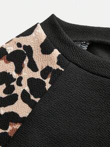 SHEIN Emery Rose Kids Tween-Mädchen Lässiger, minimalistischer und bequemer Rundhals-Pullover mit Leopardenmuster-Patchwork - Verschiedenfarbig - Übersicht 3