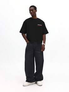 SUMWON 摩纳哥赛道图案印花宽松圆领短袖宽松T恤，适合夏季度假旅行，展现赛车运动时尚休闲风 - 黑色 - 查看 4