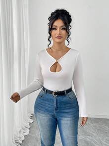 Selianne New Plus Size Women Hollow Out Chest Metal Decor Sexy Knit T-Shirt Top