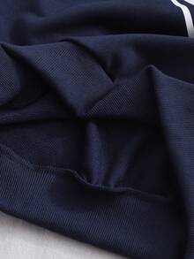 两件套女童休闲简约Polo领卫衣套装，袖口和裤腿侧边饰有白色织带，正面有刺绣装饰，适合上学、外出、散步等场合。 - 藍色 - 查看 7