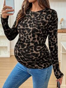SHEIN Pregnant Women's Leopard Print Round Neck Long Sleeve Ruched Fitted Fashion T-Shirt Leopard Print Top Long Sleeve Mesh Top Cheetah Print Top Women Long Sleeve Top - Apricot - View 4