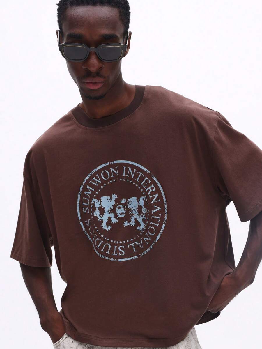 SUMWON Casual Boxy Fit Printed T-Shirt With Circular Logo Print Front And Back Graphics Vintage Inspired Tee - Black - View 1