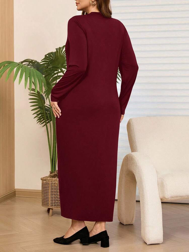 Plus Size Women Fall/Winter Round Neck Long Sleeve Burgundy Long Dress With Pockets, Autumn/Winter, Long Sleeve Long Dress,Modest Dress For Women, Solid Color Dress,Fall Clothes For Women, Valentine's Day,Going Out Outfits,2026 New Clothes,Simple And Fashionable For Everyday Wear, Elegant Plus Size Dress, Long Sleeve Dresses Curvy,Wine Red Dress,Vacation Outfits Women ,Holiday Outfits For Women,Spring Outfit Women,Valentine's Day ,Valentine Outfits For Women