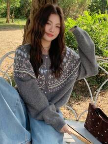 Dazy Plus 时尚休闲提花花卉图案宽松大码女式圆领长袖开衫毛衣，秋冬款 - 灰色 - 查看 6