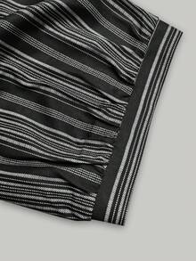 Sunspun 加大码条纹短袖修身黑色休闲衬衫，适合上学、上班、出席正式场合和派对。 - 黑色 - 查看 4