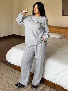 Dazy Plus Damen Große Größen Lässig Loose Fit Pyjama Set, beinhaltet gerade geschnittene Hose und lässiges Top, geeignet für Herbst/Winter - Grau - Übersicht 4