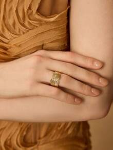 MOTF PREMIUM WOMEN SINGLE RING - Yellow Gold - View 3
