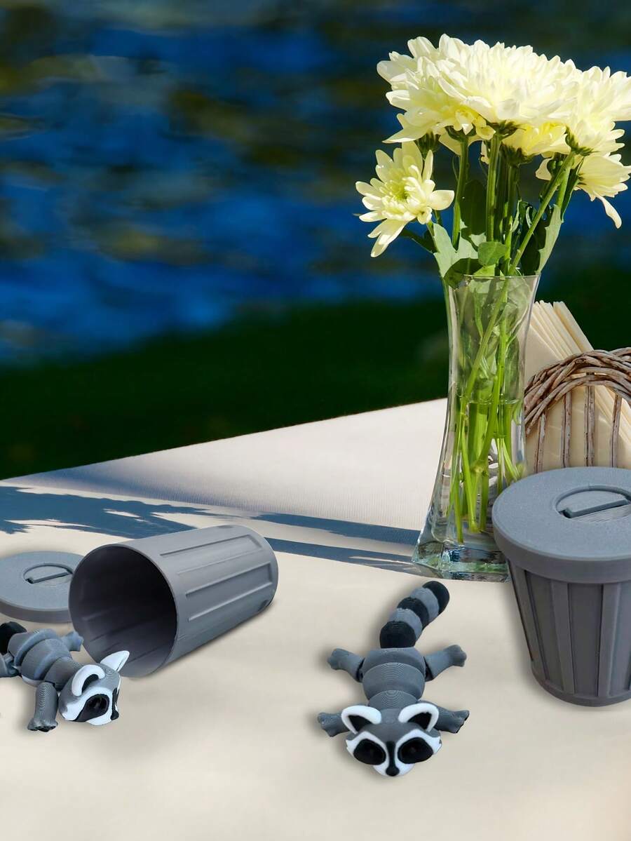 Zazumi Figura articulada de mapache con articulaciones móviles y expresión traviesa, diseño 3D para decoración de escritorio del hogar u oficina, relleno de calcetines navideños, ideas de regalo festivo, elementos esenciales del estilo cottage core - Multicolor - Ver 1