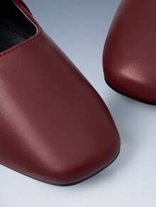 CUCCOO GRLICON Women's Buckle Design Casual Versatile Flat Loafers For Christmas - Burgundy - View 5