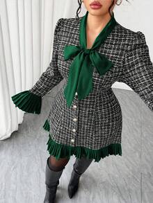 SHEIN PETITE CURVE Bộ đồ liền thân quần yếm dày cỡ lớn dành cho nữ, váy ngắn thanh lịch, vải tuýt kẻ caro dày dặn, ôm sát, phù hợp cho các dịp trở lại trường, tốt nghiệp, ngày lễ tình nhân, lễ hội âm nhạc, ngày của mẹ, lễ Halloween, lễ tạ ơn, lễ Phục sinh, ngày quốc khánh, dạ tiệc, tiệc hẹn hò, mùa cưới, hoạt động ngoài trời - Màu xanh lá cây đậm - Xem 4