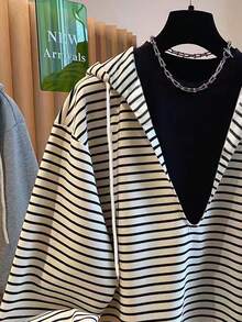 Resyla Women's Casual Loose Striped Drawstring Sweatshirt, Suitable For Autumn - Black and White - View 3