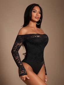 Radiana 女士性感优雅黑色蕾丝露肩连体衣，黑色紧身连体衣，黑色蕾丝露肩上衣，适合日常穿着、约会、聚会、生日、夜店、派对等场合，弹力蕾丝面料，贴身剪裁凸显身材，百搭日常穿着 - 黑色 - 查看 5