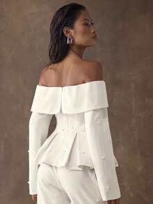 SHEIN BAE Weiße, schulterfreie Jacke mit Perlenverzierungen für Herbst/Winter. Dieser weiße, schulterfreie Blazer mit Perlenapplikationen strahlt Eleganz aus. Perfekt für Partys, Weihnachtsfeiern, Geburtstagsfeste und festliche Anlässe.