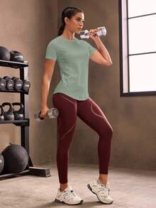 Powerista 透气柔软运动T恤女式健身房衬衫