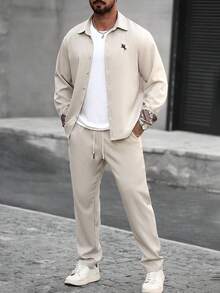 Manfinity Homme 男士长袖衬衫+松紧腰抽绳长裤套装，衬衫饰有刺绣，领口和袖口饰有佩斯利花纹。适合休闲、商务、正式场合、日常穿着、送礼。 - 卡其色 - 查看 1