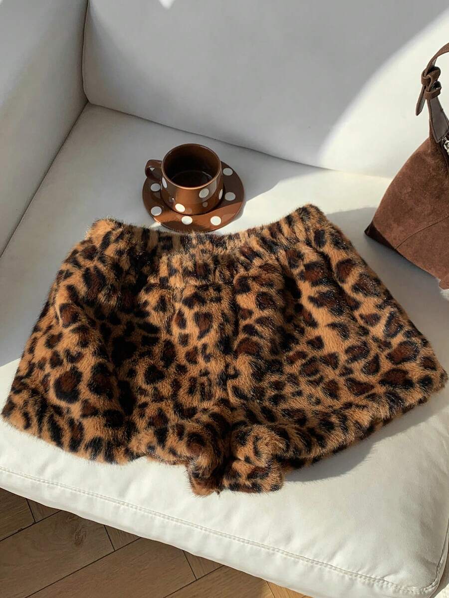 Comfortcana Women's Animal Leopard Print Elastic Waist Loose Plush Shorts, Christmas, Autumn/Winter - Multicolor - View 1