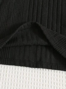 三件套包括：黑色T恤、休闲可爱灯芯绒外套、黑色高领T恤、松紧腰休闲裤、针织长袖上衣 - 彩色 - 查看 10