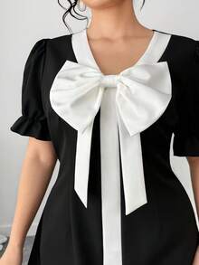 SHEIN Elenzya Đầm xòe phối màu dành cho nữ cỡ lớn, thiết kế nơ, thích hợp cho ngày Valentine. - màu đen - Xem 6