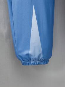 Vacaura Bộ 2 áo thun tay ngắn cổ tròn in chữ gradient phong cách đường phố mùa hè cho bé trai kèm quần jogger cạp chun thoải mái khi hoạt động ngoài trời - Nhiều màu - Xem 4