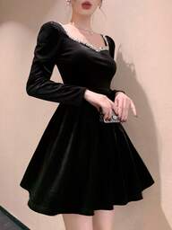 DAZY فستان أنيق متوسط الطول بياقة قلب وأكمام منتفخة وخصر مشدود، لون أحادي، مناسب للسهرات