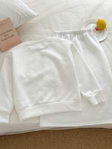 Genkimix Kids 2pcs/Set Tween Girl Letter Print Fleece Sweatshirt And Maxi Skirt , Winter Kids Outfit - White - View 2