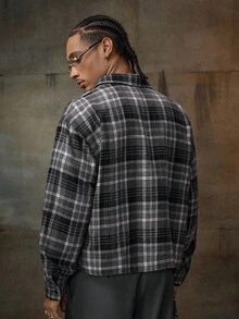 AXEPEAK Casual Street Hip Hop English Print Loose Short Long Sleeve Men Shirt - Black and White - View 2