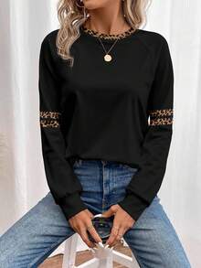 EMERY ROSE Áo sweatshirt tay raglan phối họa tiết da báo dành cho nữ, thích hợp cho mùa thu/đông, áo dài tay nữ, áo đen dài tay, áo kiểu dài tay, áo sơ mi đen cho nữ, phong cách thường ngày. - trắng - Xem 3