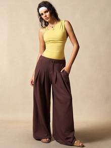 VARSIVA 不对称领极简纯色修身女士运动连体衣 - Butter Yellow - 查看 9