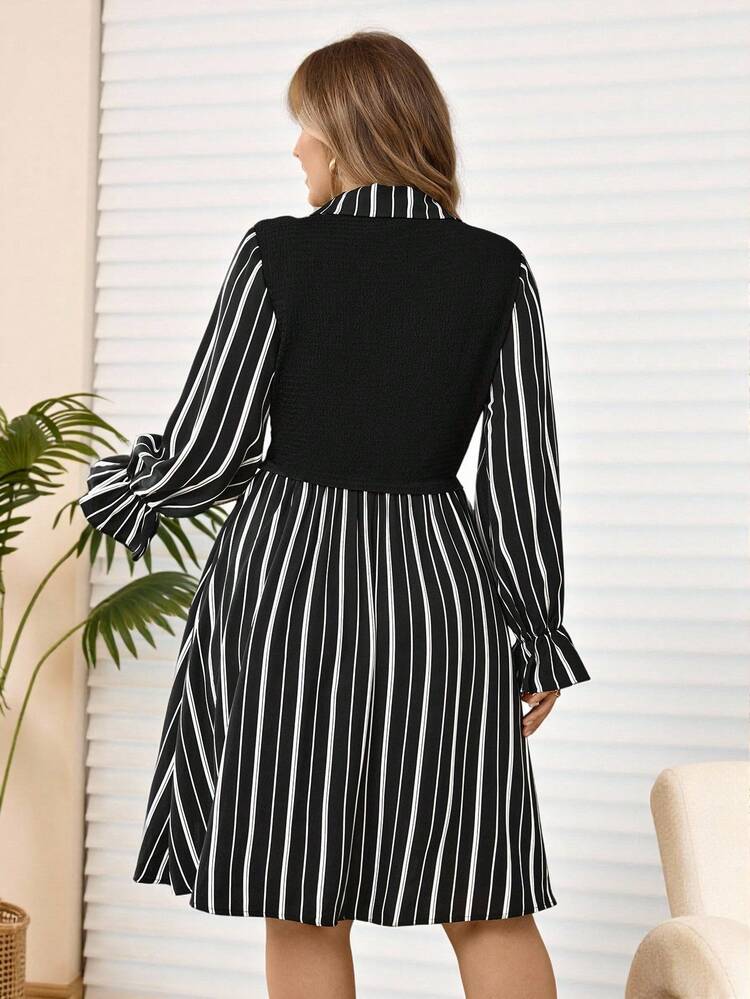 Vestido casual de manga larga con rayas y parches para mujer de talla grande