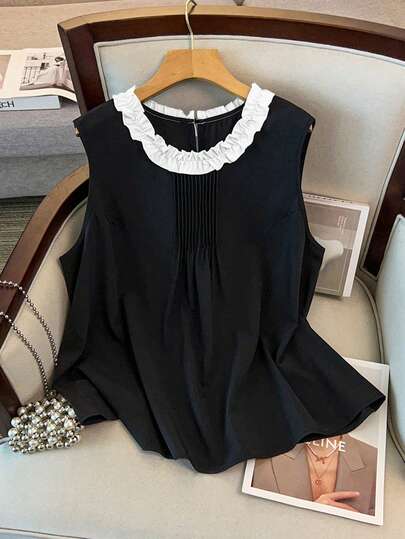 GlowEve CURVE Plus Size Women's White Ruffle Trim Contrast Color Loose Camisole, Round Neck, Pleated Front Design, Casual Minimalist Outfit For Daily Wear, Spring/Summer Black & White Loose Camisole