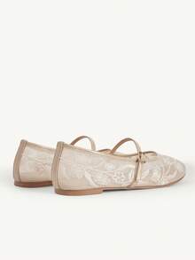CUCCOO CHICEST 女士花卉刺绣搭扣设计休闲套脚乐福鞋 - 香檳色 - 查看 11