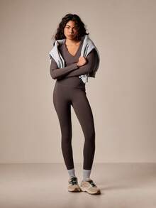 AiiRZ Maglietta basic a maniche lunghe con scollo a V profondo, aderente, casual, essenziale per il guardaroba quotidiano, versatile per stratificazioni, autunno inverno - Grigio - Visualizzare 5