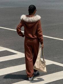 Muchica 两件套女士秋冬休闲加厚毛领连帽衫和运动裤套装，万圣节服装，圣诞节服装，哥特式女装 - 棕色 - 查看 2