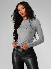 MISSGUIDED Metallic Eyelet Detail Long Sleeve Fitted Top With Grommets Round Neck Pullover - Grey - View 3