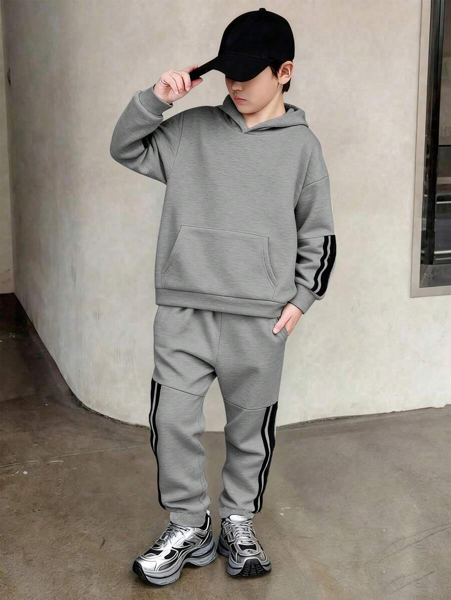 SHEIN Mirajuku 男童休闲学院风字母印花宽松卫衣套装,适合休闲、大学和运动穿着 - 杏色 - 查看 1