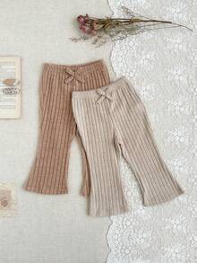 SHEIN 女婴纯色打底裤两件套，三件套可选，简约甜美风格，直筒宽松版型，适合日常外出、居家休闲、户外运动、派对等场合，秋冬季节适用。