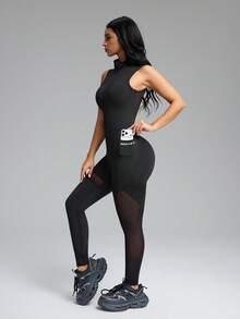 Innovista Woman Sports Sleeveless Jumpsuit Clothes Athletic Workout Outfits Affordable Premium, Chic Club Hijab Friendly Protection Ah Sports Training Aesthetic Lightweight Breathable Active Crop Top Zip Up With Leggings Phone Card Pocket Bottom Two Pieces Daily Athleisure Cycling Biker HIIT Office To Gym Activewear - Black - View 5