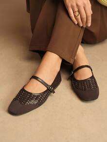 Rosivie Women's Fashionable Versatile Commuting Casual Patchwork Flats For Christmas - Brown - View 8