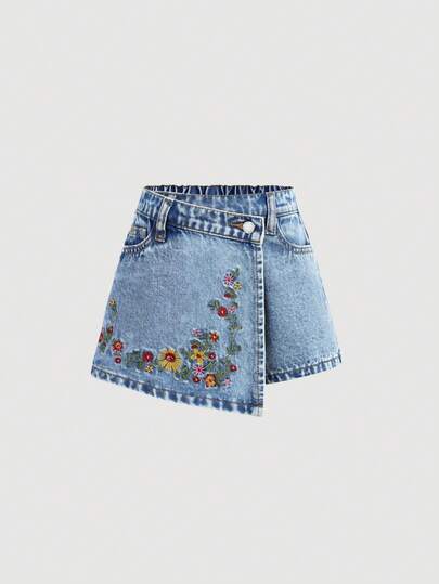 SHEIN 少女蓝色花卉刺绣牛仔短裙，春夏休闲时尚度假风，街头穿搭，2000年代风格，舒适柔软的牛仔面料，少女牛仔短裙，度假裙