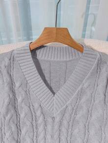 Franclia New Loose, Soft, Sweet Pink Oversized Design V-Neck Thick Cable Knit Pullover Sweater For Women, & Versatile For Autumn/Winter - Grey - View 4
