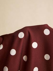 Poéselle 女士波点背心，方领无袖修身复古印花背心，时尚复古风，适合日常穿着、约会之夜、夏季休闲外出等场合，女士方领波点印花修身时尚背心 - 棕色 - 查看 8