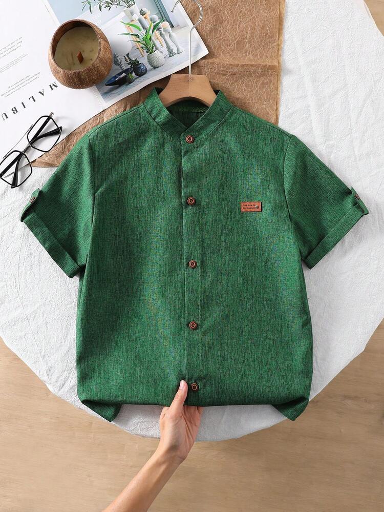 SHEIN 1件装 男童立领休闲纯色卡其色百搭短袖衬衫，春夏款 - 橄欖綠 - 查看 1