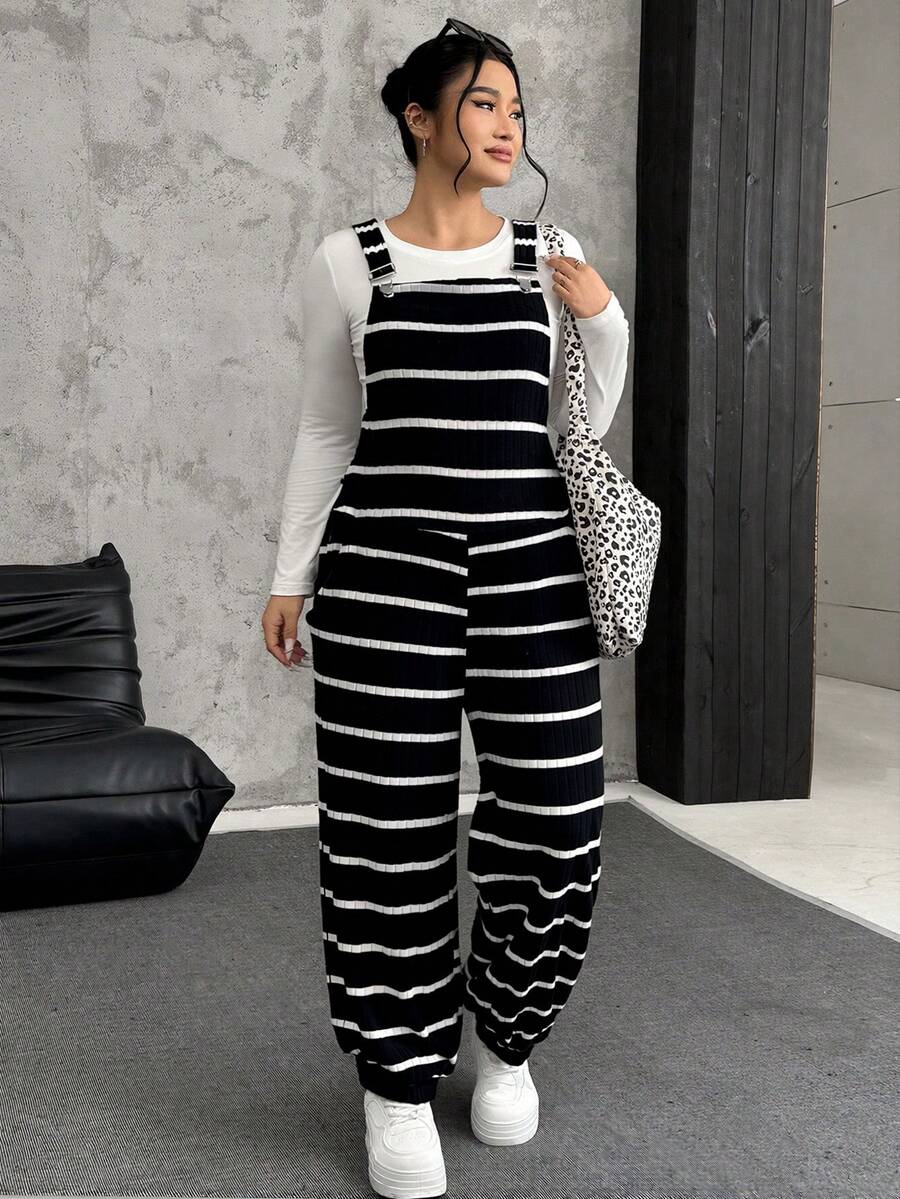 SHEIN EZwear Plus Size Black & White Ribbed Elastic Fleece Bib Overalls - Black - View 1