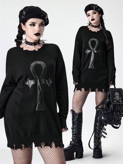 Suéter de mujer con diseño bordado y desgastado del símbolo gótico Ankh